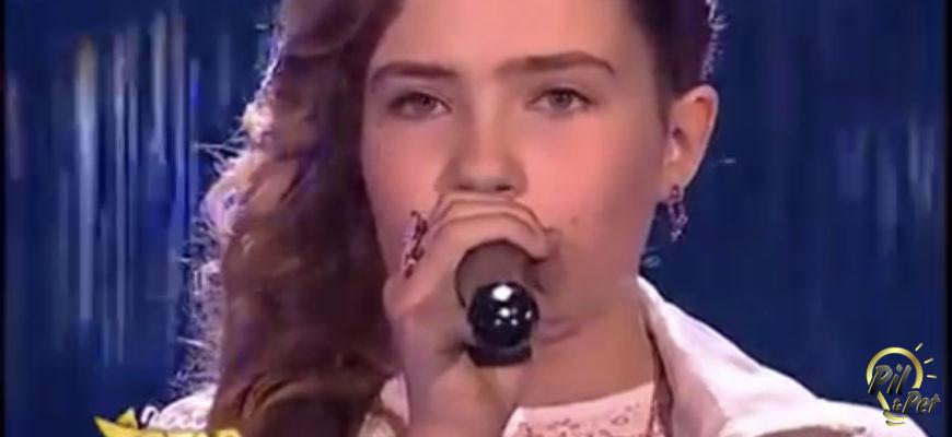 A girl dared to sing one of the heaviest songs in the world. A Couple of Notes And The Judges Jumped From Their Seats.