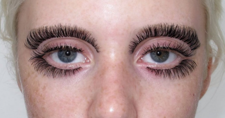 Fake Lashes On Eyebrows Feat 750x393