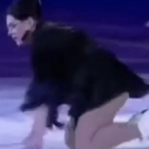 First Transgender Figure Skater Falls Feature (2)